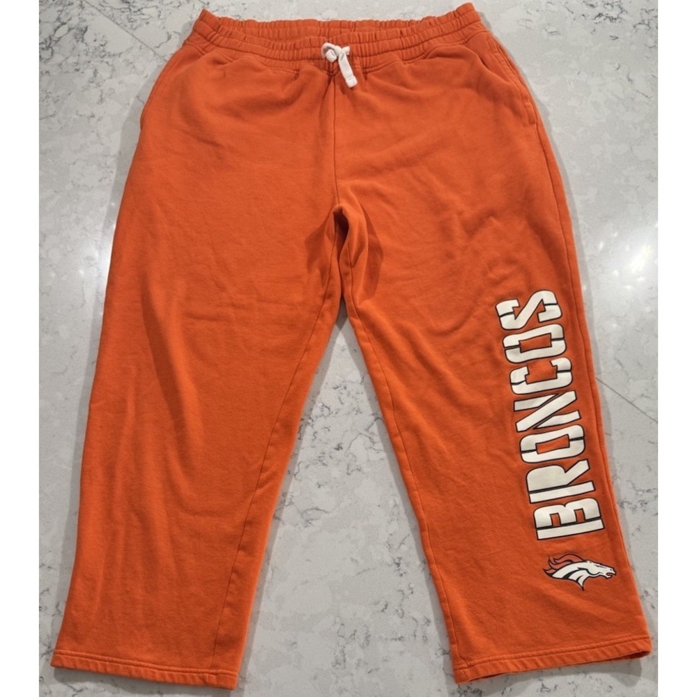 Denver Broncos G-III 4Her Field Wide Leg Sweatpants Womens Medium Orange NFL